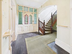 Entrance Hallway- click for photo gallery